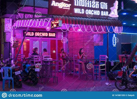 Newbies get about 40-80 ladydrinks a month. . Phnom penh hostess bars